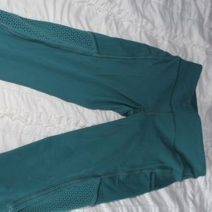 Lulu Lemon Crop Jade Leggings